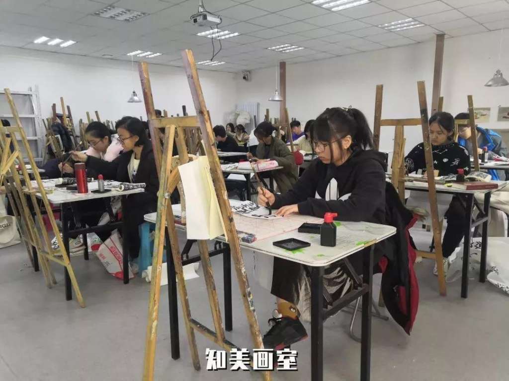 国曲附中美术培训,鲁美附中考前班,各学校考试调整方案